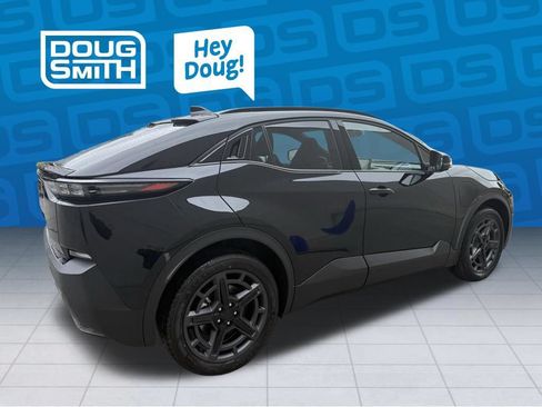 New 2026 Subaru Uncharted AWD image 5