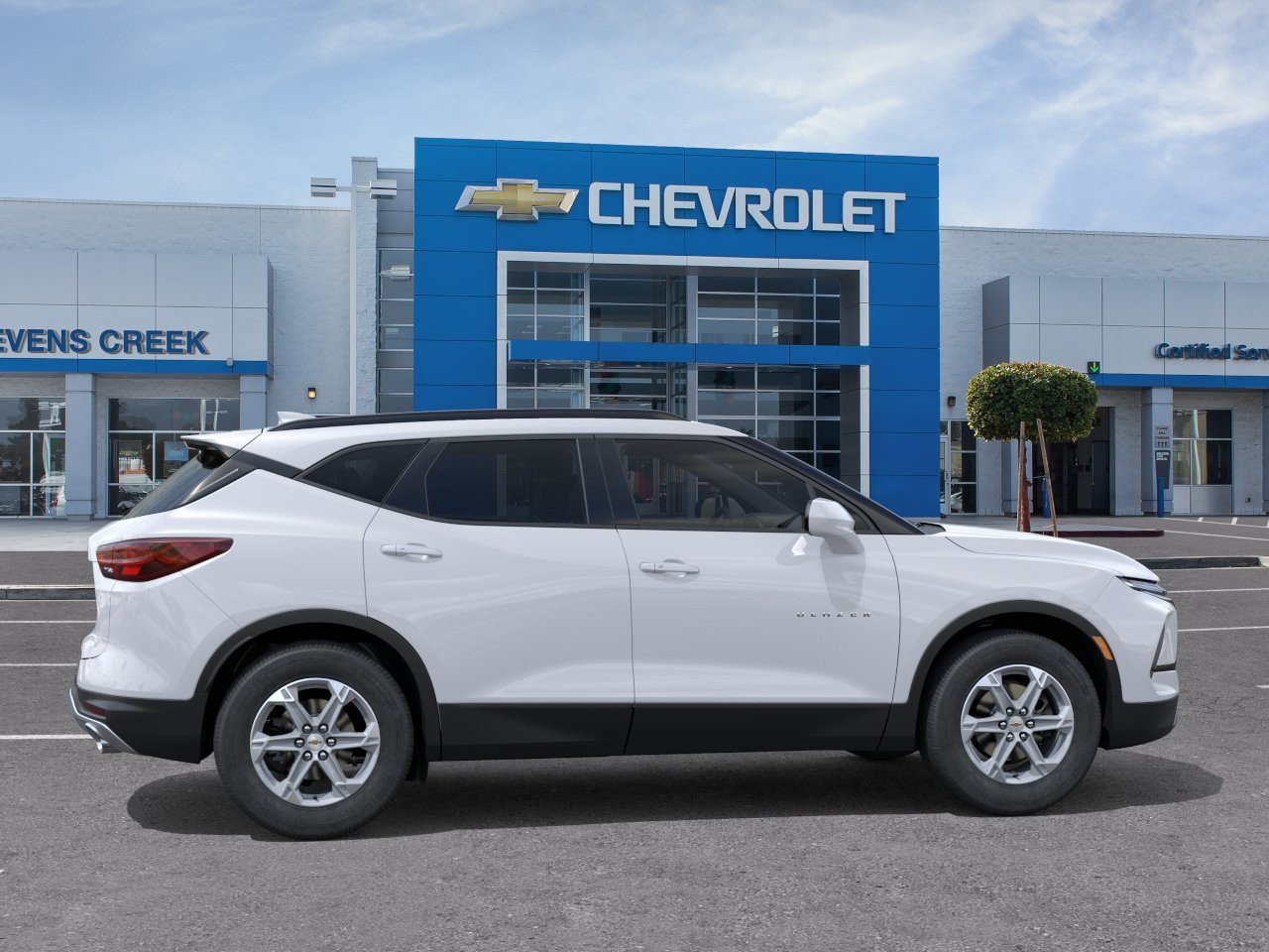 New 2026 Chevrolet Blazer LT w/ Convenience Package FWD image 3