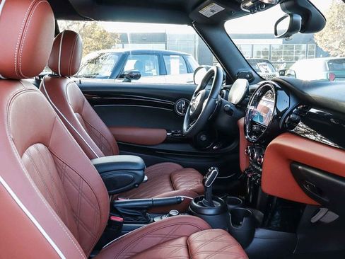 Used 2023 MINI Cooper S image 23