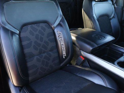 Used 2020 RAM 1500 Rebel image 18