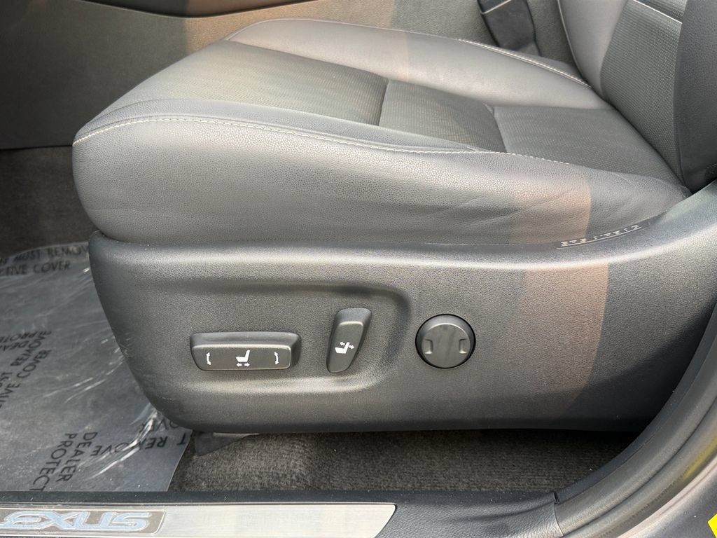 Used 2019 Lexus NX 300h AWD w/ Comfort Package image 17