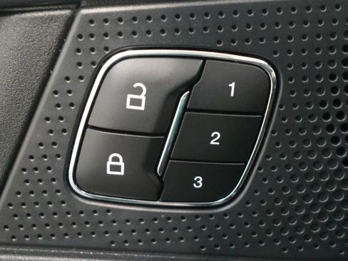 Used 2023 Ford Edge Titanium w/ Class II Trailer Tow Package image 17