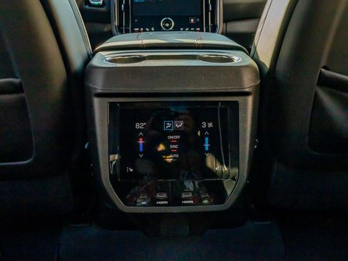 Used 2026 GMC Yukon AT4 Ultimate image 33