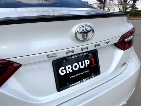 Used 2022 Toyota Camry XSE w/ Navigation Package image 33