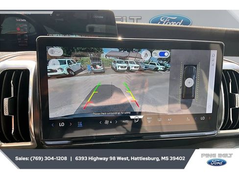 Certified 2025 Ford Expedition Platinum w/ Driver's Package AWD/4WD image 15