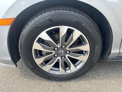 Certified 2023 Honda Odyssey EX-L image 11