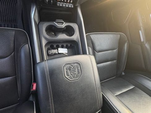 Used 2020 RAM 1500 Laramie AWD/4WD image 15