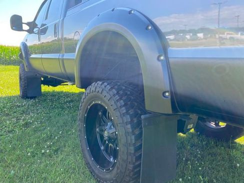 Used 2004 Ford F250 Lariat image 10