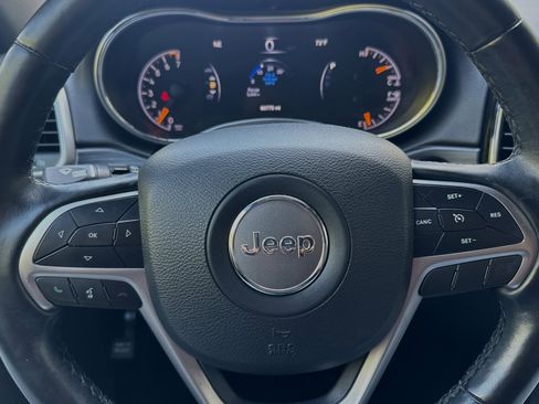 Certified 2021 Jeep Grand Cherokee Limited w/ Luxury Group II image 24