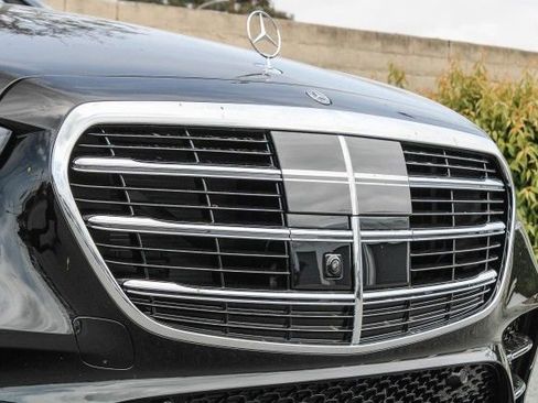 New 2025 Mercedes-Benz S 580 4MATIC Sedan image 5