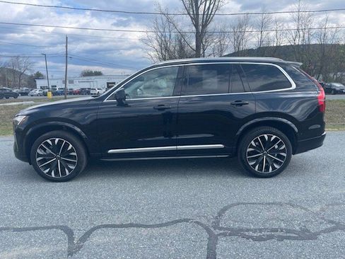 Used 2025 Volvo XC90 B6 Plus AWD/4WD image 5
