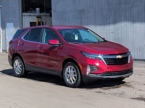 Used 2022 Chevrolet Equinox LT image 11