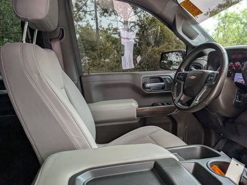 Used 2020 Chevrolet Silverado 1500 LT w/ All-Star Edition image 18