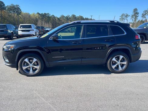 Used 2021 Jeep Cherokee Limited w/ Elite Package image 4