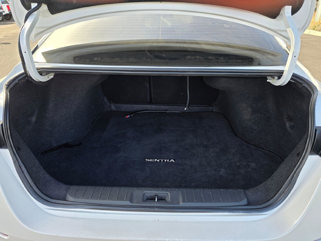 Used 2024 Nissan Sentra SV FWD image 28