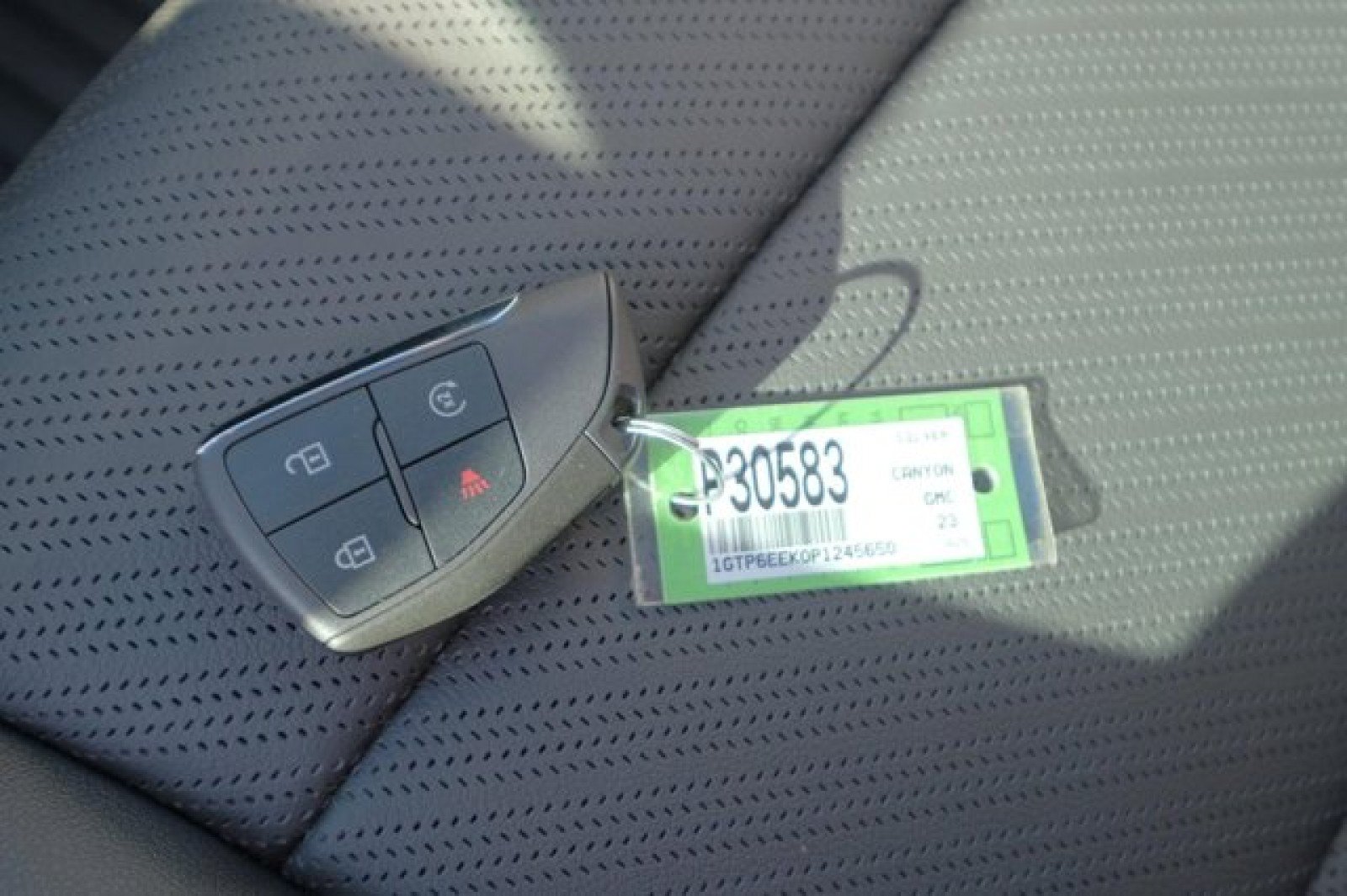 Used 2023 GMC Canyon AT4X AWD/4WD image 29