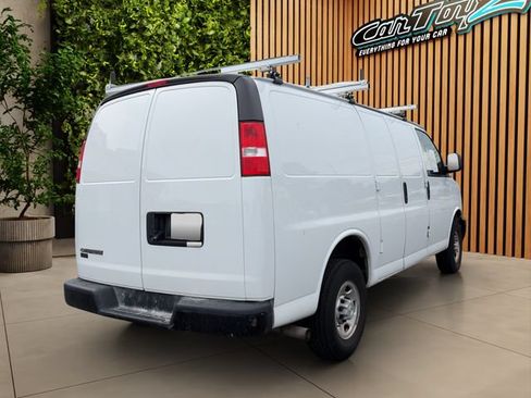 Used 2021 Chevrolet Express 2500 RWD image 7