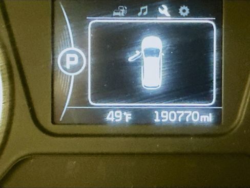 Used 2016 Kia Sorento LX w/ LX Convenience Package image 19