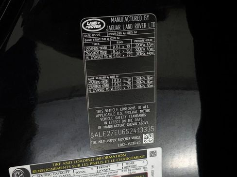 Used 2025 Land Rover Defender 110 X-Dynamic SE image 43