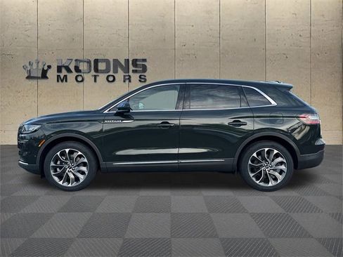 Used 2022 Lincoln Nautilus Reserve w/ Equipment Group 201A image 4