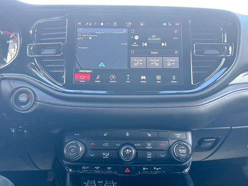 Used 2023 Dodge Durango GT image 27