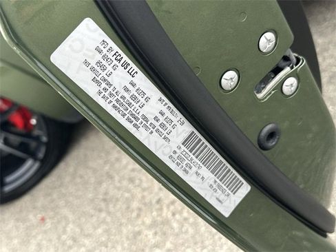 Used 2020 Dodge Challenger SRT Hellcat Redeye image 34