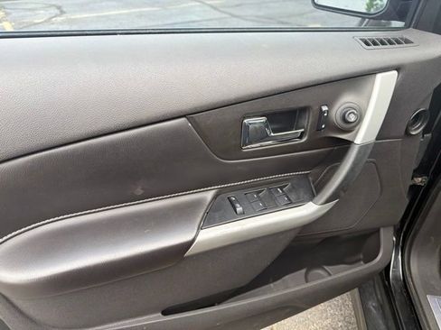 Used 2013 Ford Edge Sport w/ Driver Entry Pkg AWD/4WD image 17