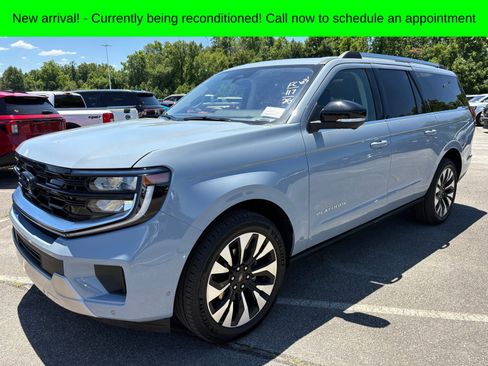 Used 2025 Ford Expedition Max Platinum w/ Driver's Package AWD/4WD image 13