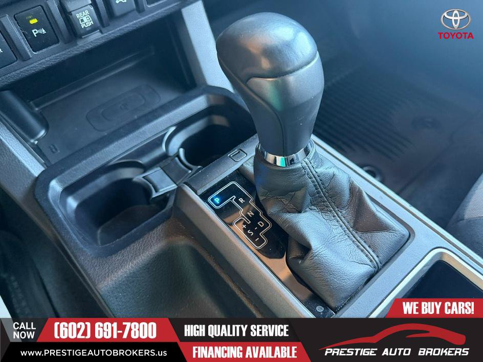 Used 2021 Toyota Tacoma TRD Off-Road w/ Technology Package AWD/4WD image 36