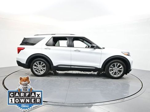 Used 2024 Ford Explorer Limited image 10