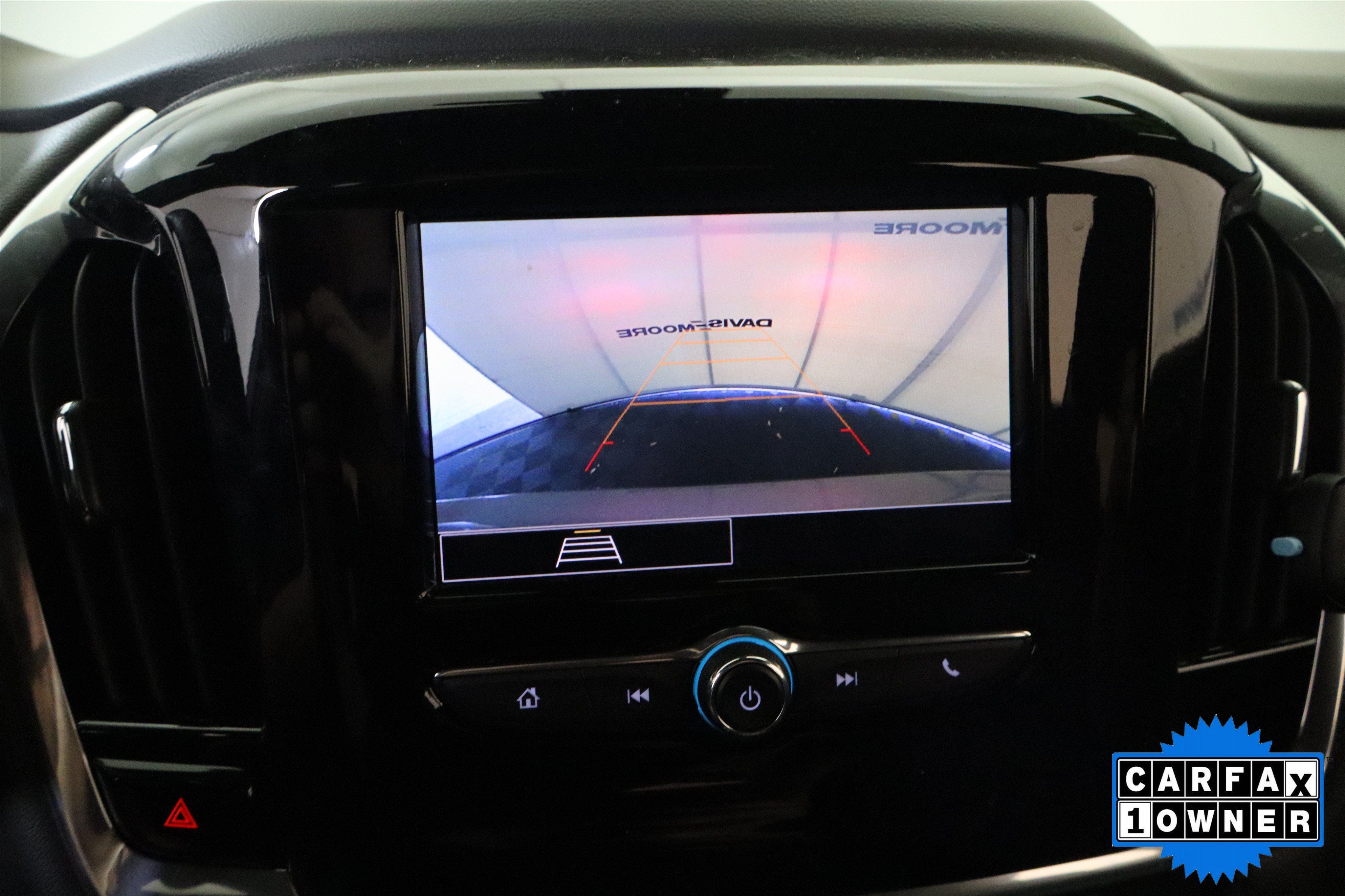 Used 2023 Chevrolet Traverse LT FWD image 25