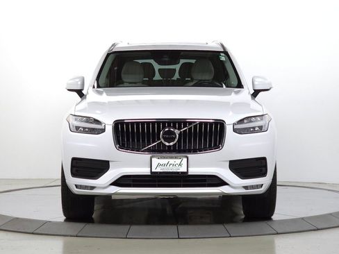Used 2020 Volvo XC90 T5 Momentum AWD/4WD image 2