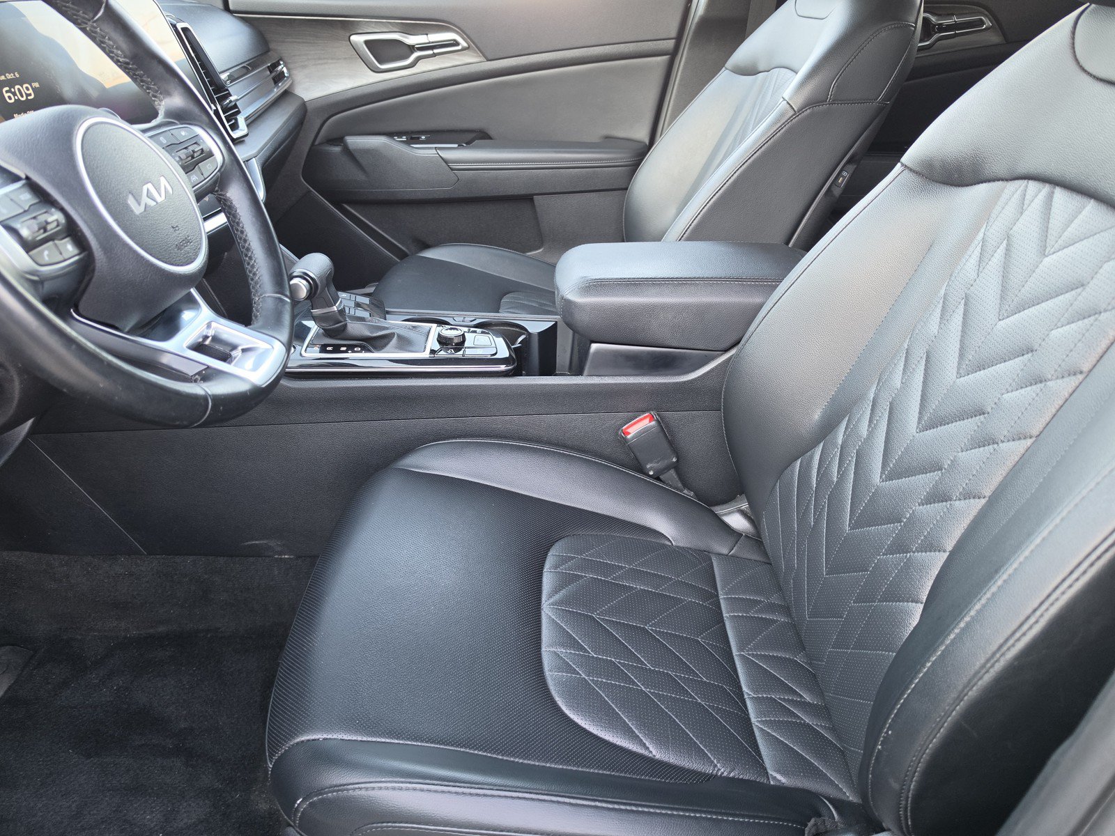 Used 2023 Kia Sportage X-Line w/ X-Line Premium Package AWD/4WD image 11