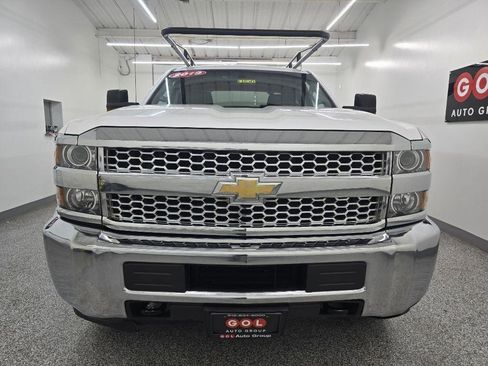 Used 2019 Chevrolet Silverado 2500 W/T w/ WT Convenience Package RWD image 2