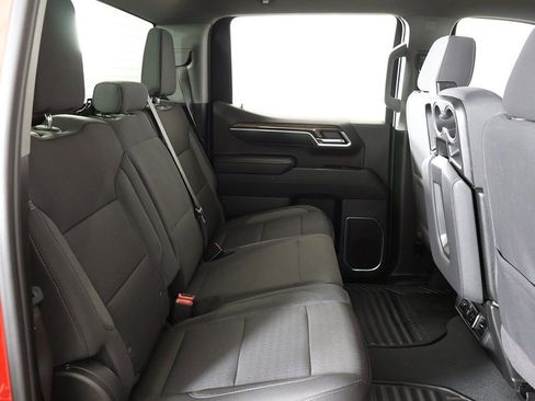 Used 2025 Chevrolet Silverado 1500 LT image 33