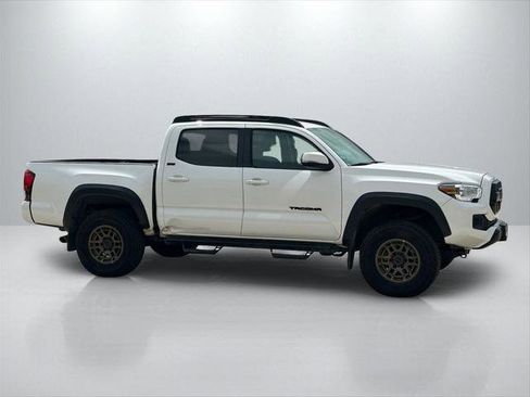 Certified 2023 Toyota Tacoma 4x4 Double Cab w/ Trail Edition image 4