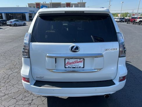 Used 2021 Lexus GX 460 Luxury w/ Accessory Package AWD/4WD image 10