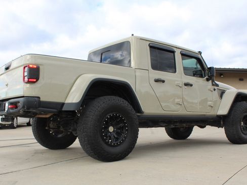 Used 2020 Jeep Gladiator Rubicon image 21