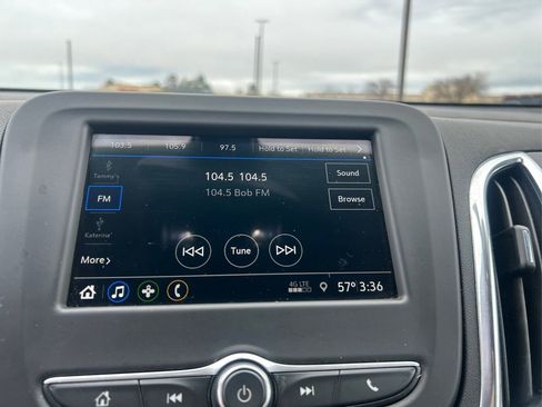 Used 2019 Chevrolet Equinox LT image 11