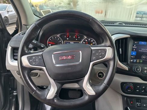 Used 2020 GMC Terrain SLE w/ Driver Convenience Package image 16