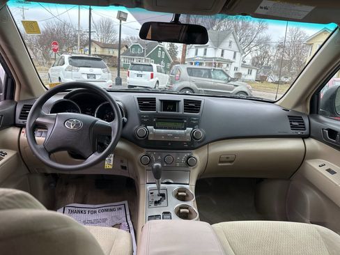 Used 2010 Toyota Highlander 2WD image 13