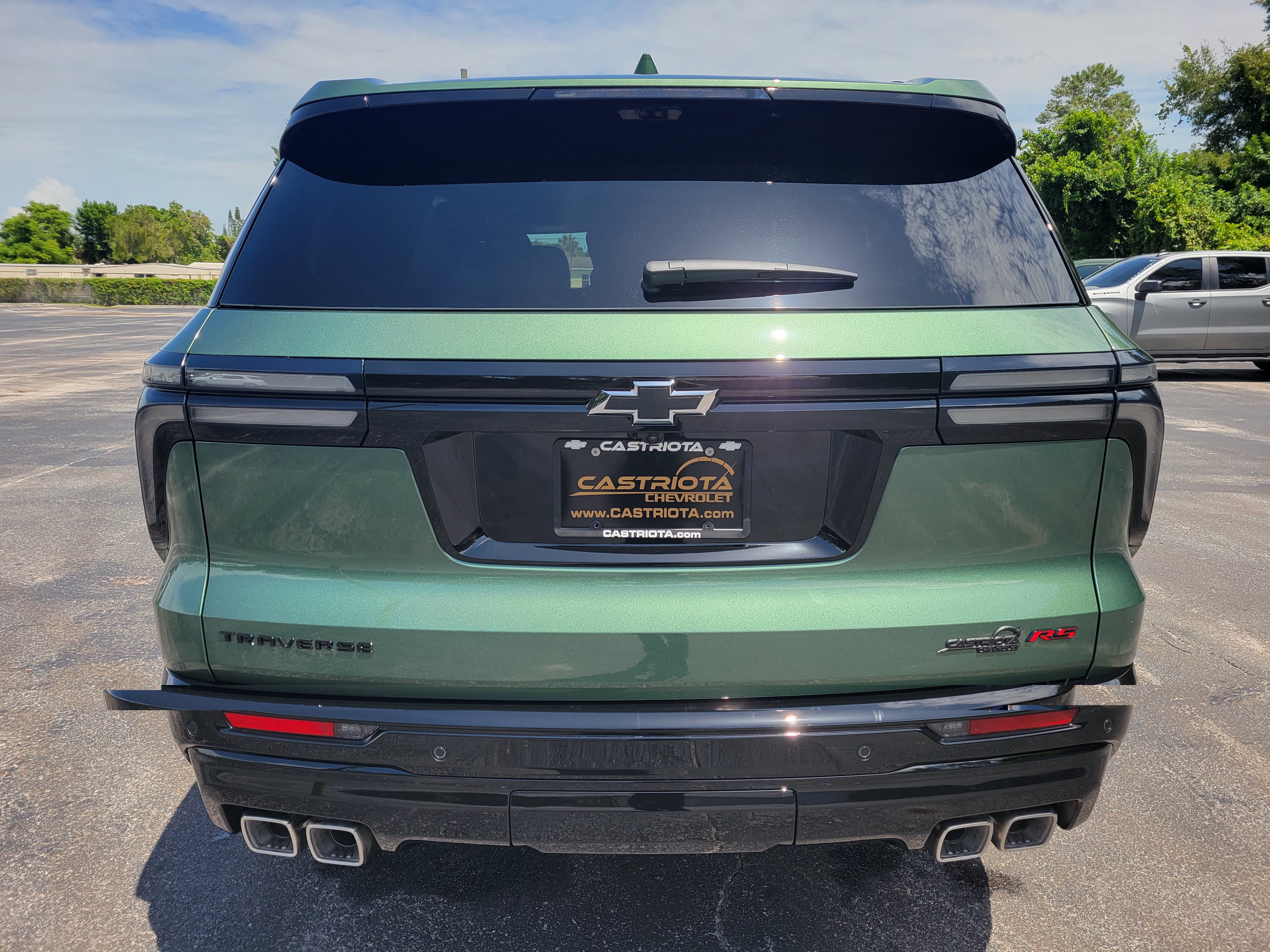 New 2027 Chevrolet Traverse RS FWD image 6