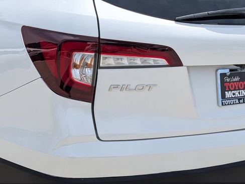 Used 2022 Honda Pilot TrailSport image 8