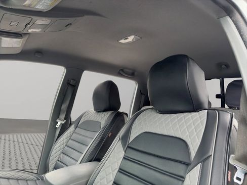 Used 2011 Toyota Tacoma PreRunner w/ SR5 Pkg #2 image 25