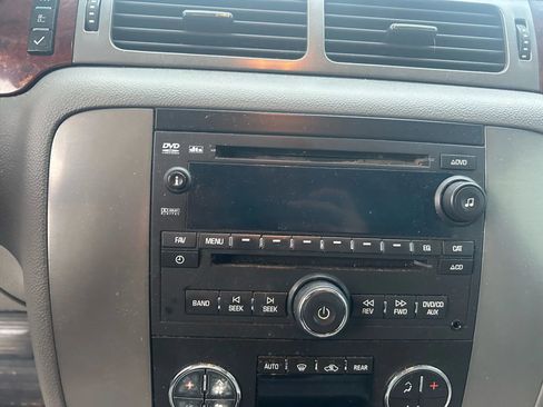 Used 2012 GMC Yukon SLT w/ SLT-2 Equipment Package image 24