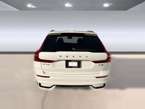 Used 2026 Volvo XC60 B5 Core w/ Climate Package AWD/4WD image 10