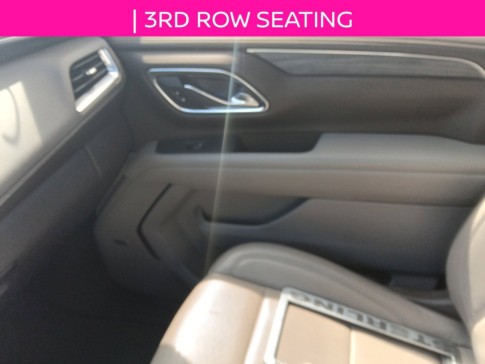 Used 2021 GMC Yukon XL SLT AWD/4WD image 15