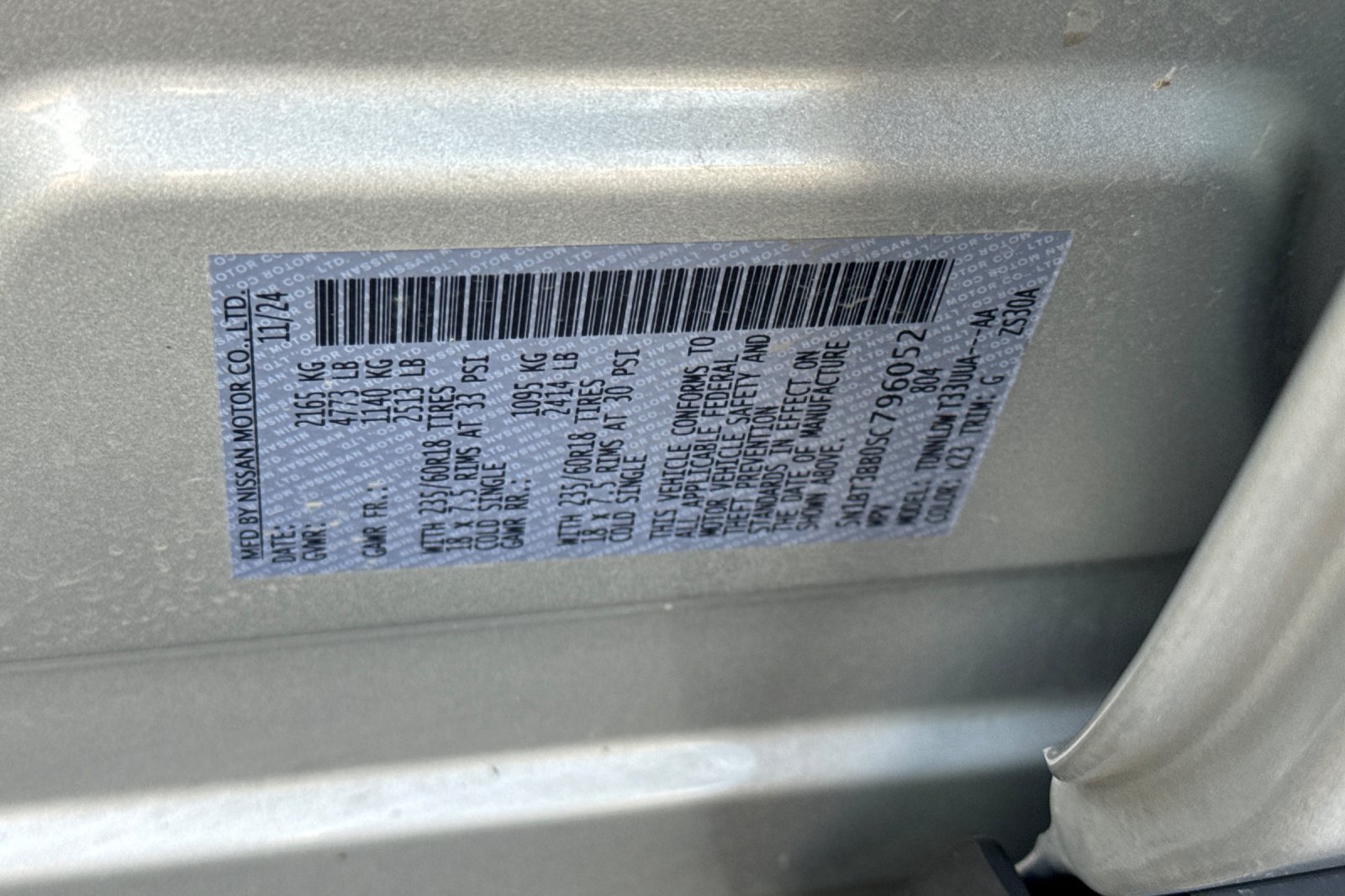 Certified 2025 Nissan Rogue SV AWD/4WD image 35