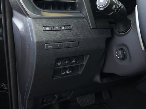 Used 2025 Lexus GX 550 Luxury+ w/ Accessory Package (2T) image 31