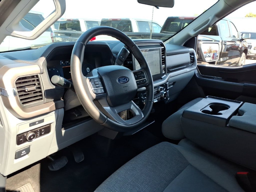 Used 2025 Ford F150 XLT w/ Equipment Group 301A Standard AWD/4WD image 12